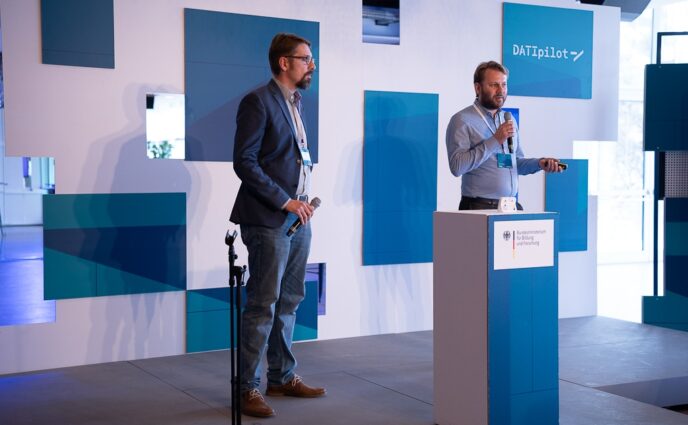 Digital unterstützt stärken soziale Netzwerke Menschen nach stationärer Behandlung